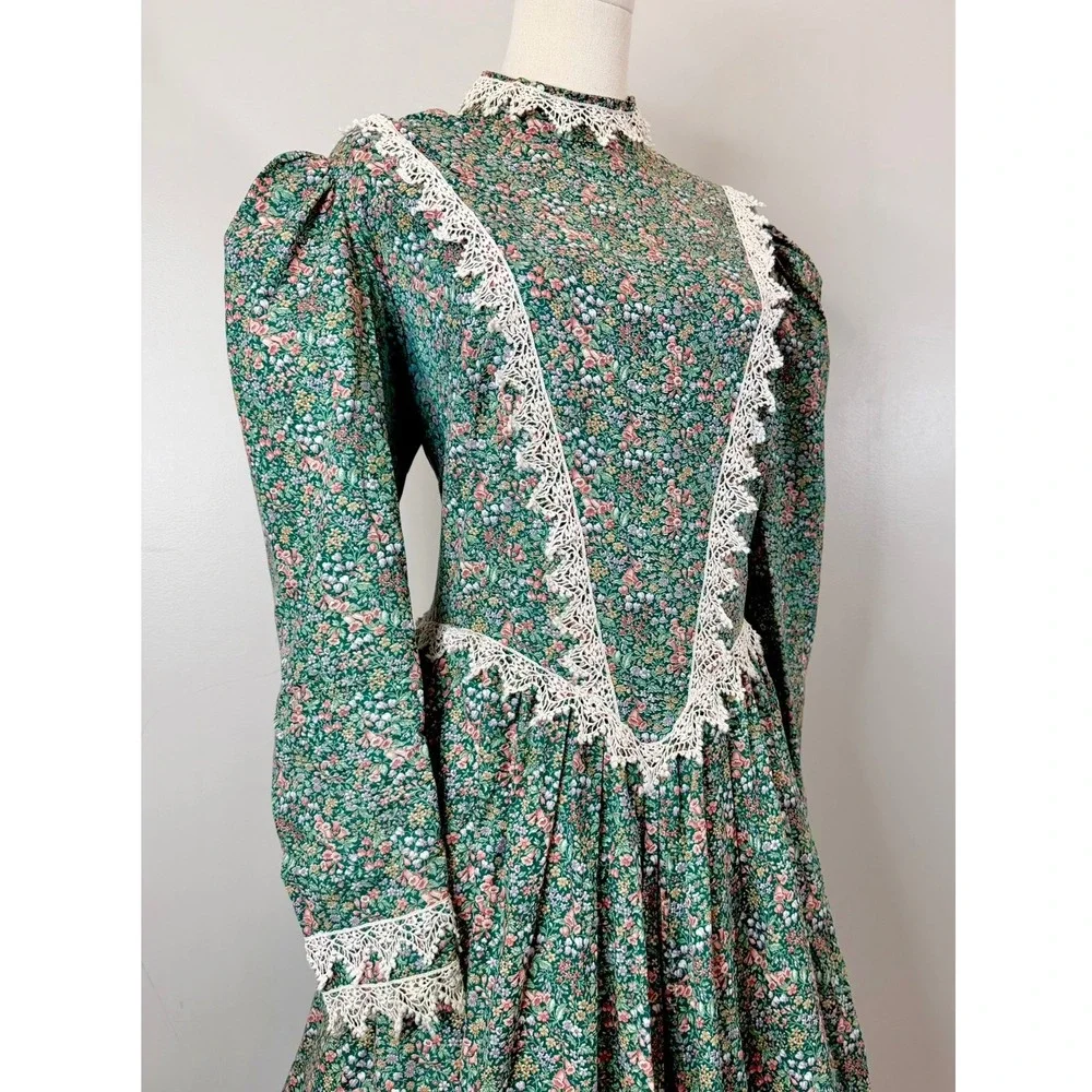 Vintage 1970s Prairie Dress Green Victorian Edwardian Antique Style 70s Fit L XL